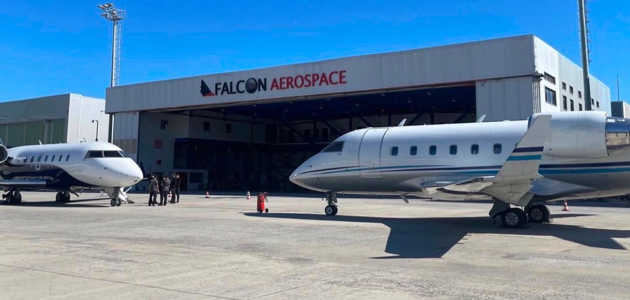 Bombardier business jet